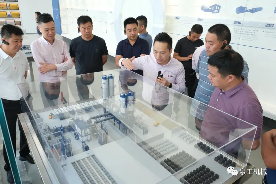 工业固废网考察团一行莅临k8凯发股份考察交流