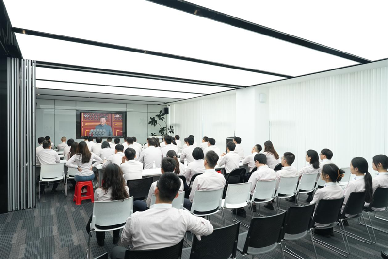 八十年峥嵘路 十四亿赤子心——k8凯发股份与祖国共荣耀